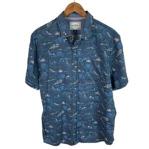 BF908 Men’s Flag & Anthem Dry Goods USA Flag Button Beach Shirt L